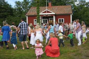 Midsommardans