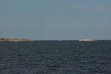 Segelb�t p� h�ll